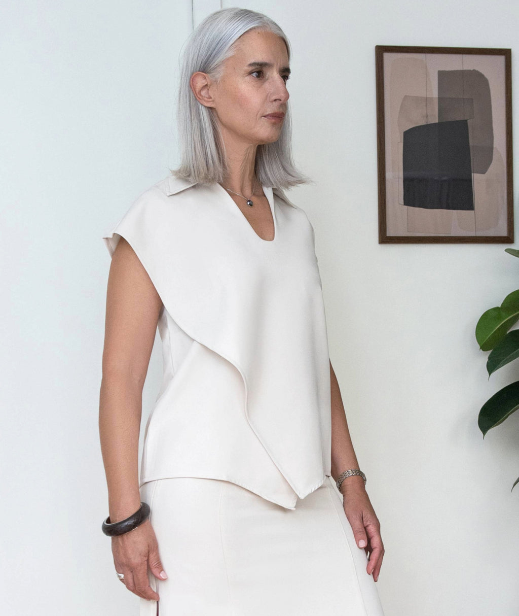 Side view of Flow tunic dress showing modern silhouette and fluid structure